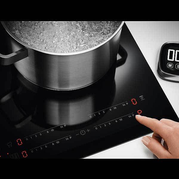 ������ ��������� 60 �� Electrolux ���������� EIV634​