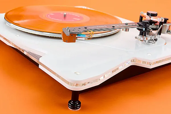 ������ VERTERE DG-1S MAGENTO