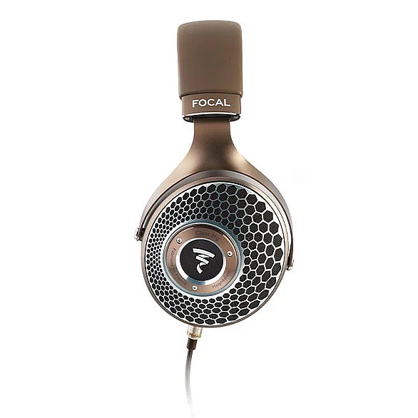 ������� Focal Clear MG