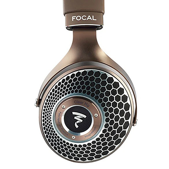 ������� Focal Clear MG